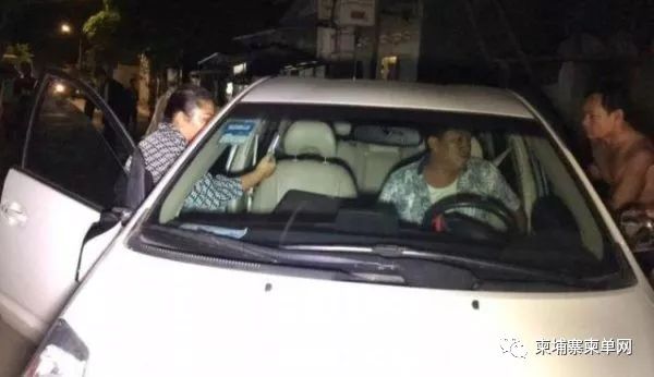 偷情被妻子当场抓获，柬埔寨两官员被停职！-2.jpg