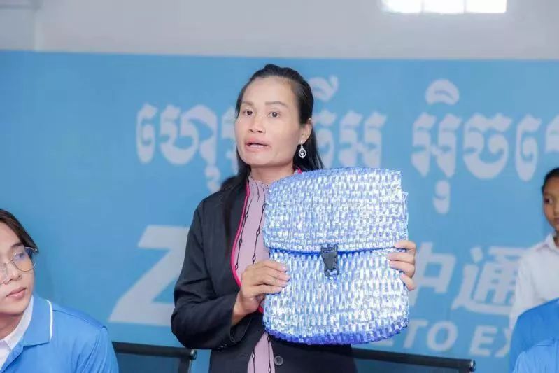 中通送温暖 | 一带一路新篇章，中柬友谊新开端-3.jpg