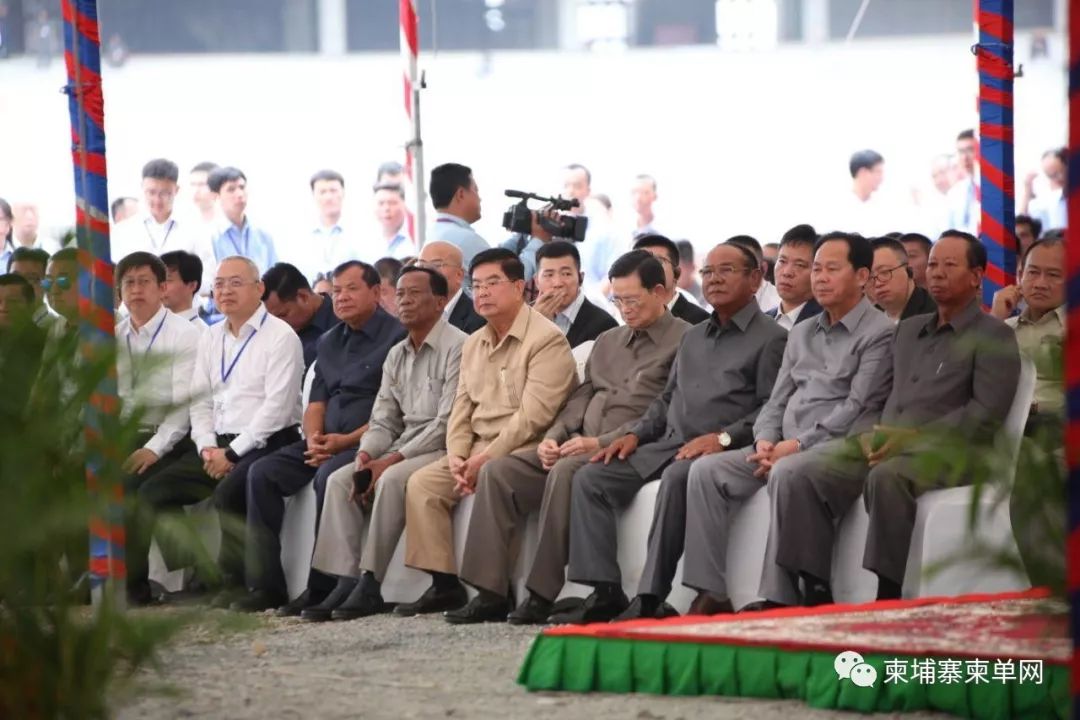 洪森：一旦发现官员腐败，立即将其逮捕！-3.jpg