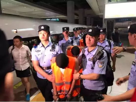 揭秘  遭遇“杀猪盘”骗局如何报警？你关心的问题都在这里！-1.png