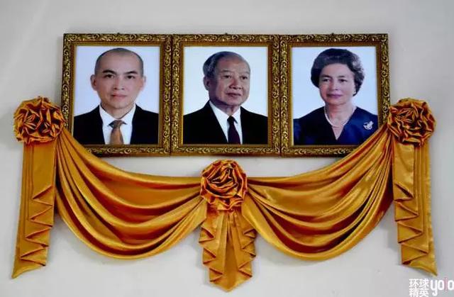 传承力量·权力 | 柬埔寨王室（下）：西哈努克，永不沉没的国王-2.jpg