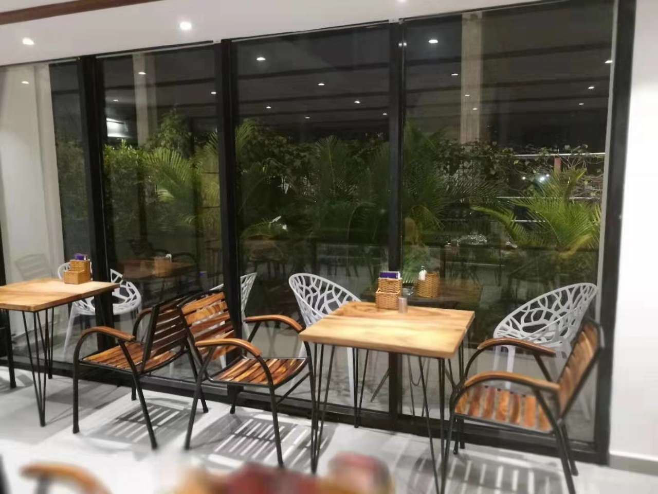 成品展厅找西餐精品中餐合作免租金-1.jpg