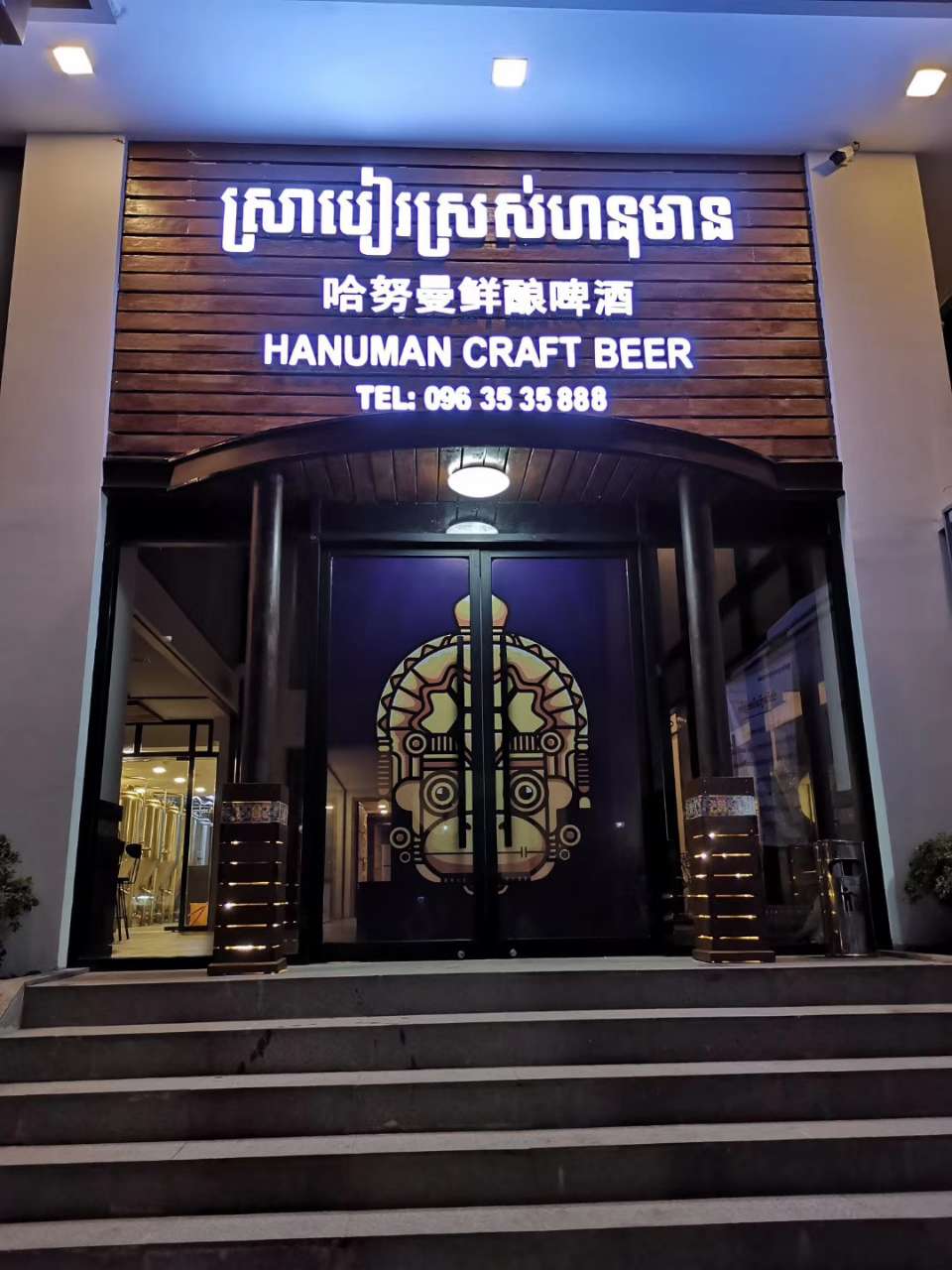 成品展厅找西餐精品中餐合作免租金-3.jpg