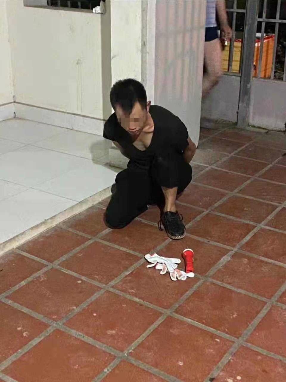 095802lqdpat1darpdlzj7.jpg