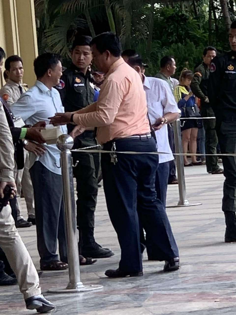 太可怕了，又爆头？？？-1.jpg
