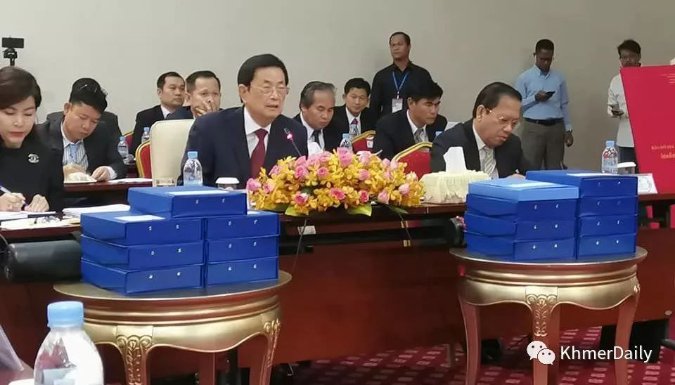 华金丰强调柬-越边境勘界立碑未让出一寸国土-1.jpg