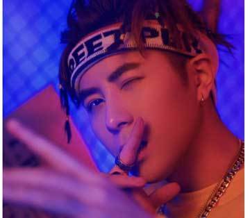 ​​邬俊楠新歌《love》发布 治愈曲风剖析内心独白-3.jpg