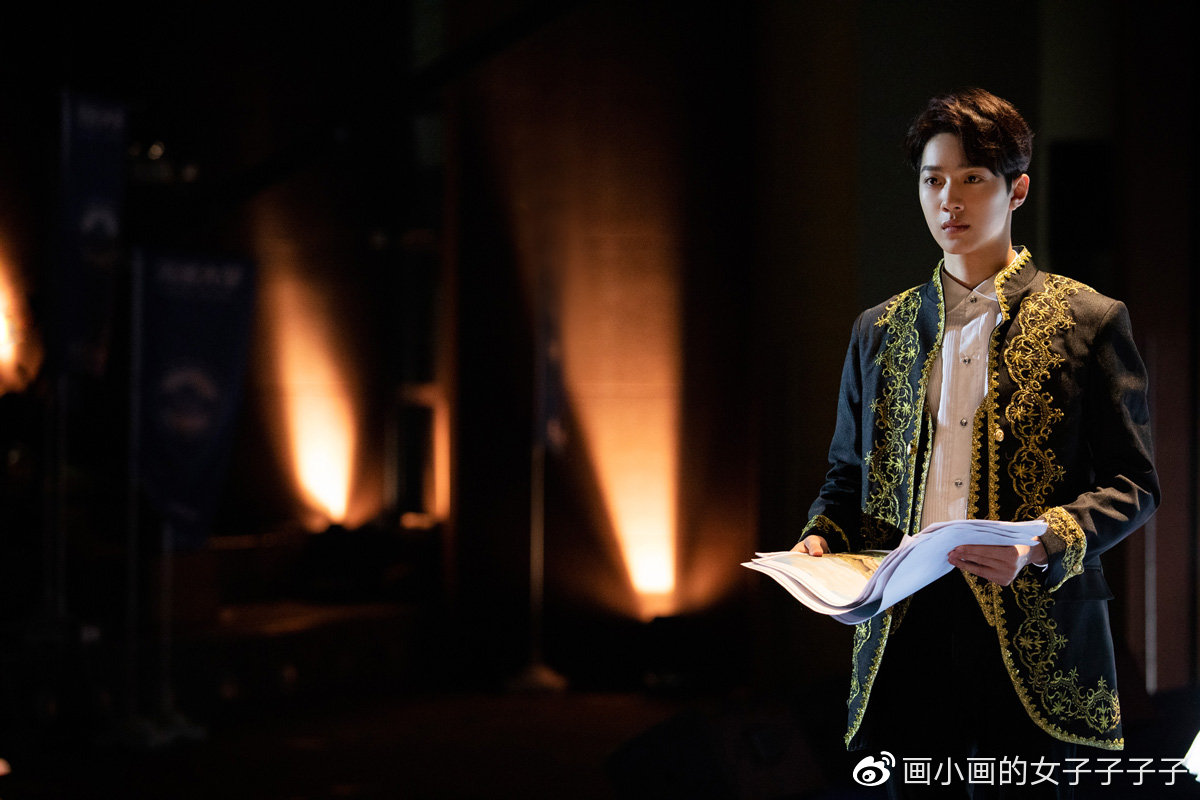 ​​赖冠霖《初恋那件小事》持续热播 湿发拳击展超A魅力-2.jpg