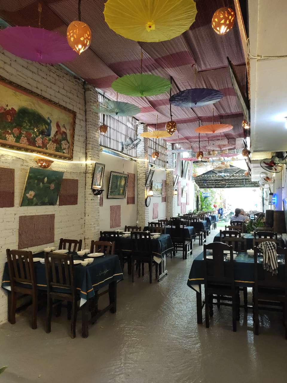 柬埔寨最不坑最良心！稳定旅行团定点餐厅原价转让-1.jpg