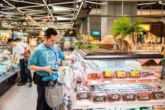 外卖小哥等1小时都不敢按门铃，网友：请阿里奖励他！-4.jpg