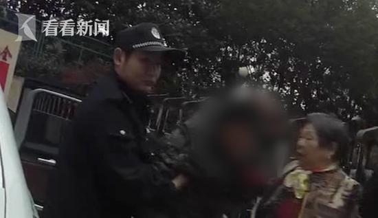 9旬老人思子心切出走迷路，儿子的做法令人寒心-4.jpg