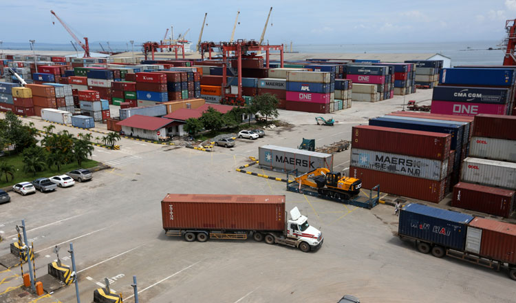 Sihanouk-Ville-Auto-Port-CHOR.jpg