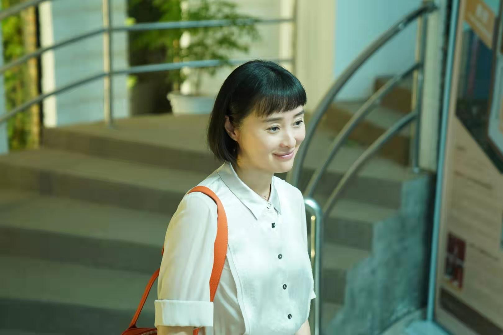 ​​吴越无缝切换两档热播剧 实力演绎剧抛脸-6.jpg
