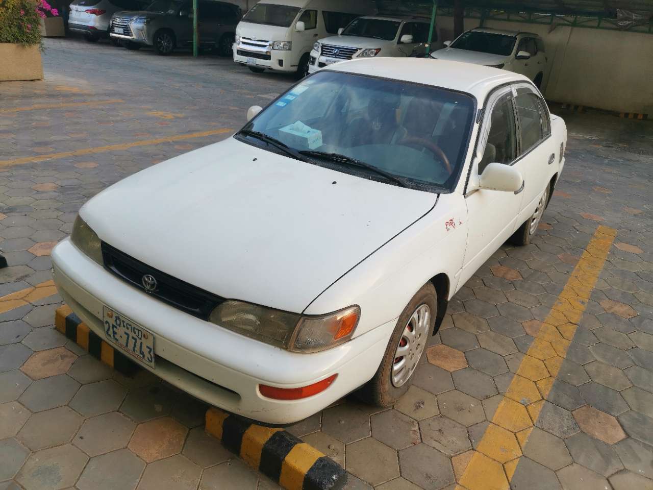 出售97年丰田卡罗拉