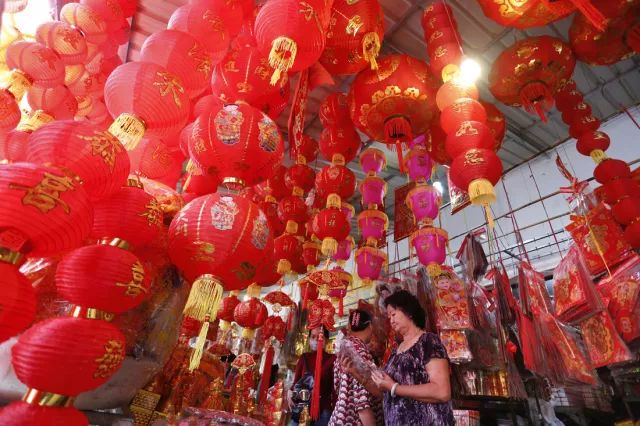 春节不仅仅属于中国，看柬埔寨华人怎么过-2.jpg