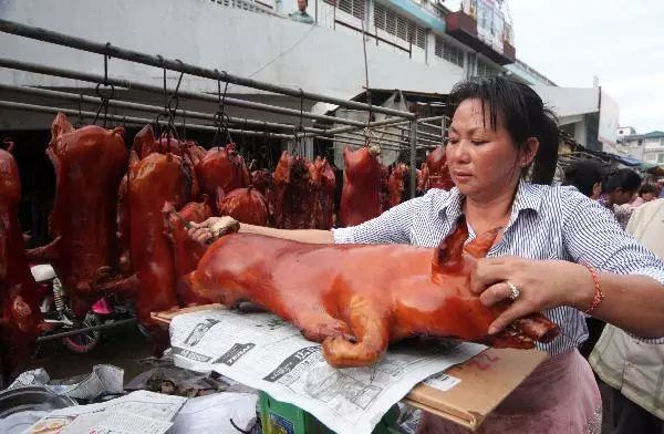 春节不仅仅属于中国，看柬埔寨华人怎么过-3.jpg