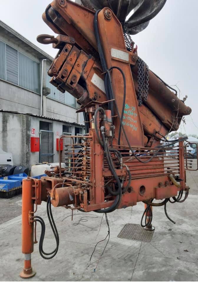 柬埔寨|柬单网|出售汽车起重机5吨在柬埔寨金边价格$5000truck crane