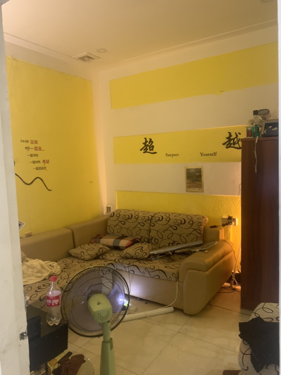 FiYPcOAcTUd7U-y_odwyQTFbC85K.jpg