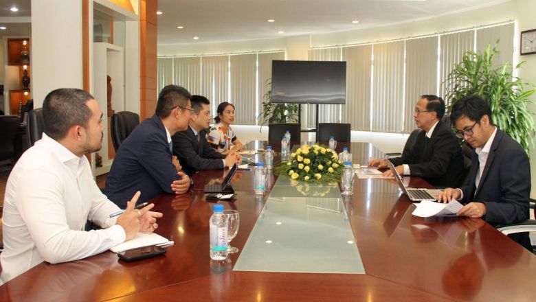 government-seek-to-boost-e-commerce.jpg