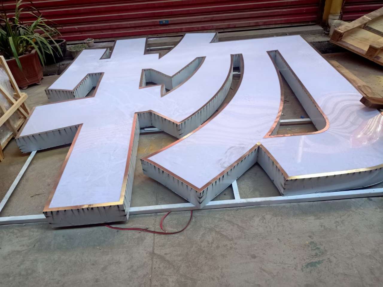 front2_0_FpQlUNWBXAUgG9ZRkvHZ2nAdpBOP.1623899144.jpg