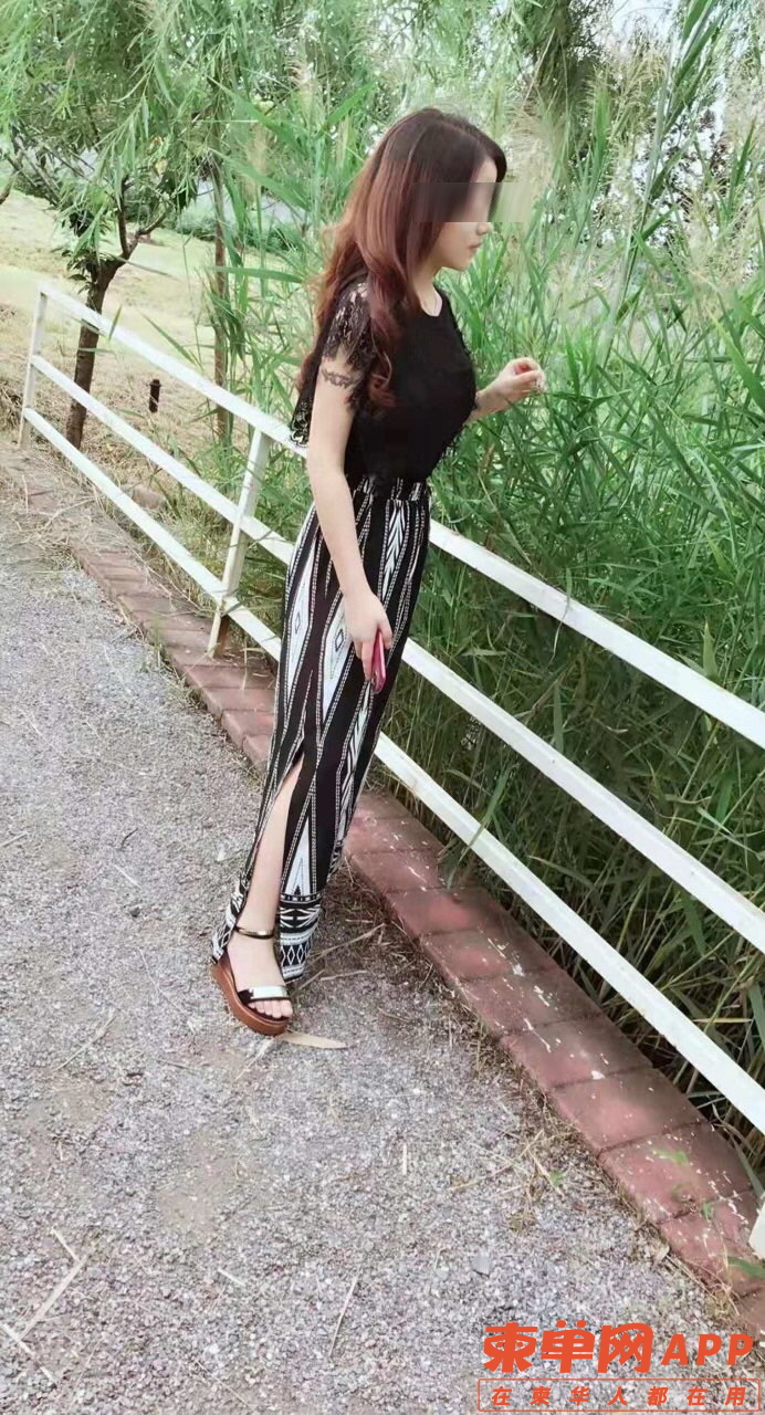 212542px4jccx200r000c0.jpg
