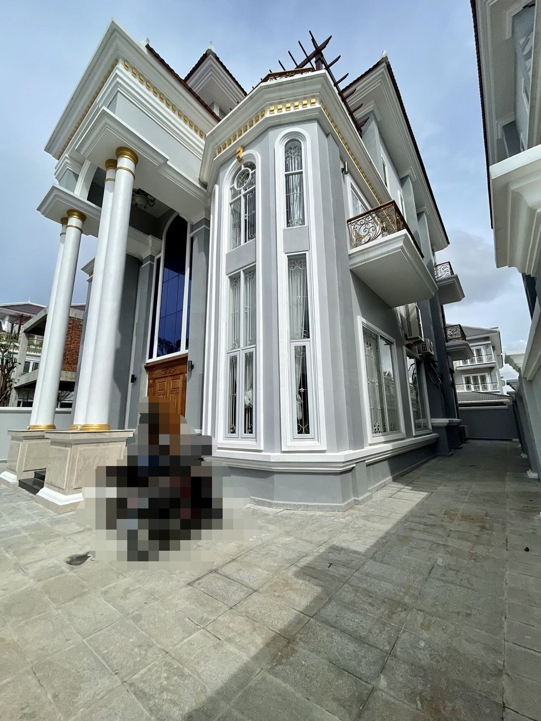 20220827165623front1_0_482697_Ftvf7vkFDyHy6b8qc4saqRX32Qc0.jpg