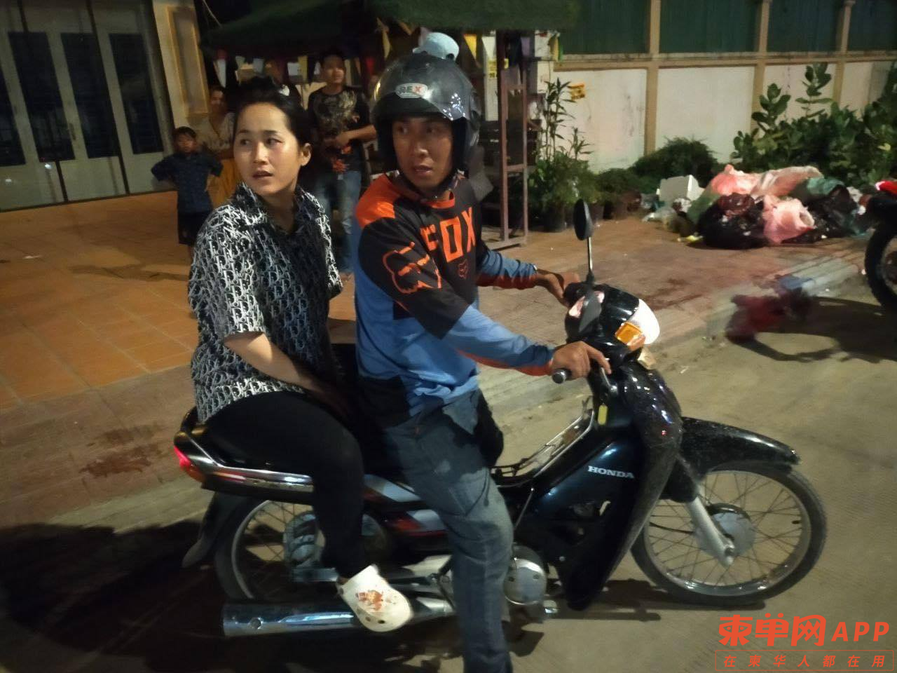 柬籍夫妻遭飞车党抢劫，损失逾6000美元