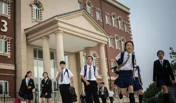 初中高中.jpg