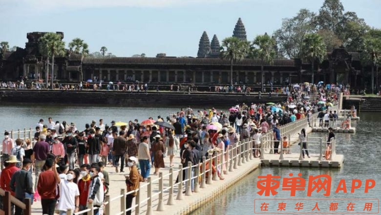 tourists_visit_the_angkor_wat_temple_last_year._in_2022_cambodia_received_nearly.jpg