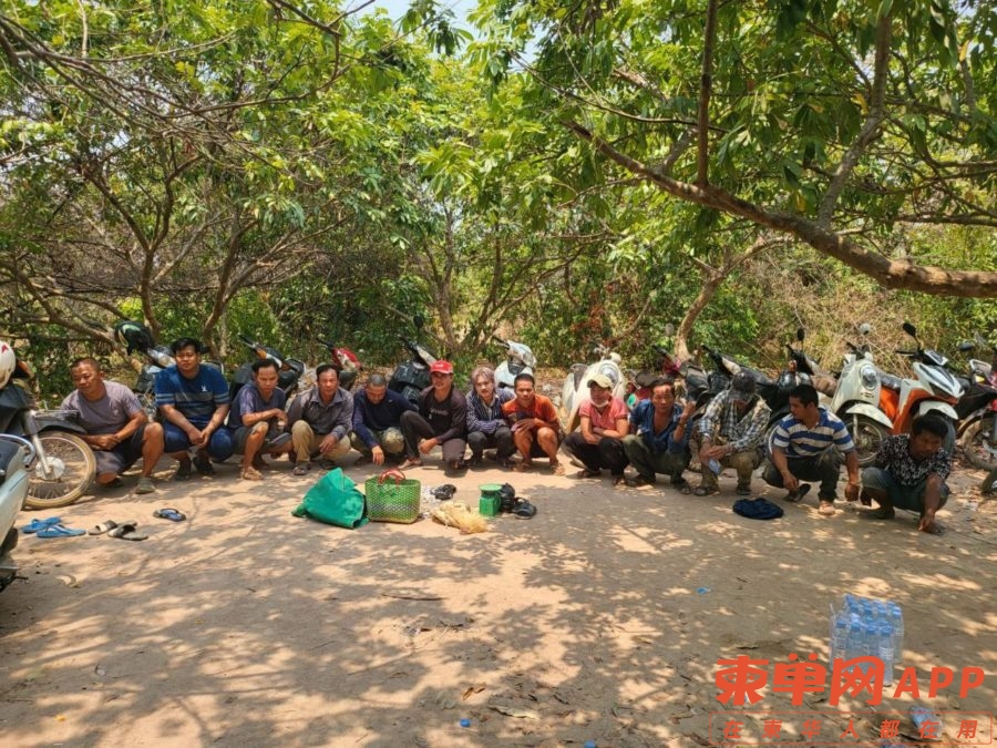 B4F52B04-AEB7-4FFA-BD42-396BFE0AB533-900x675.jpg