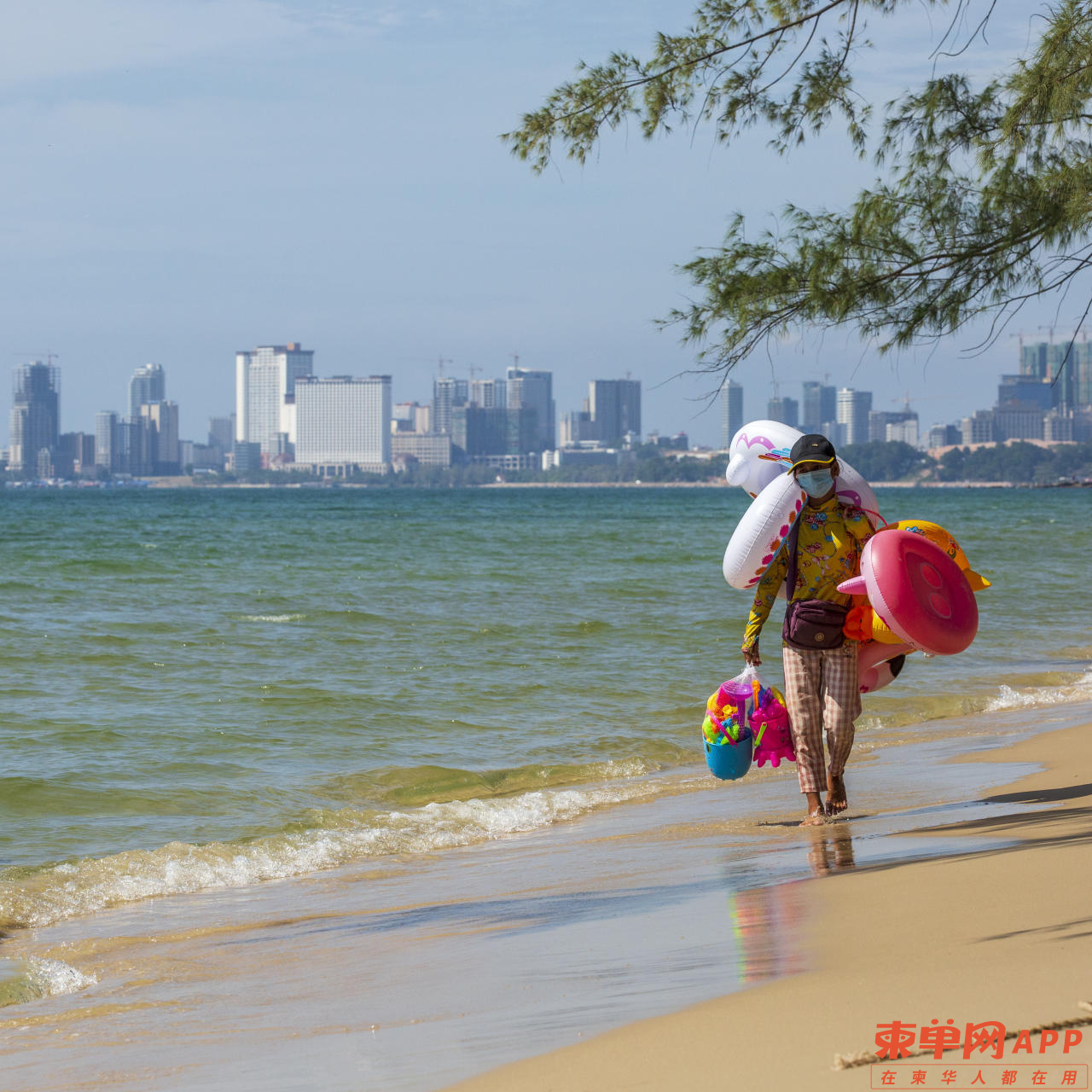 8657b00_145401672-along-the-beach-sihanoukville-2021-004.jpg
