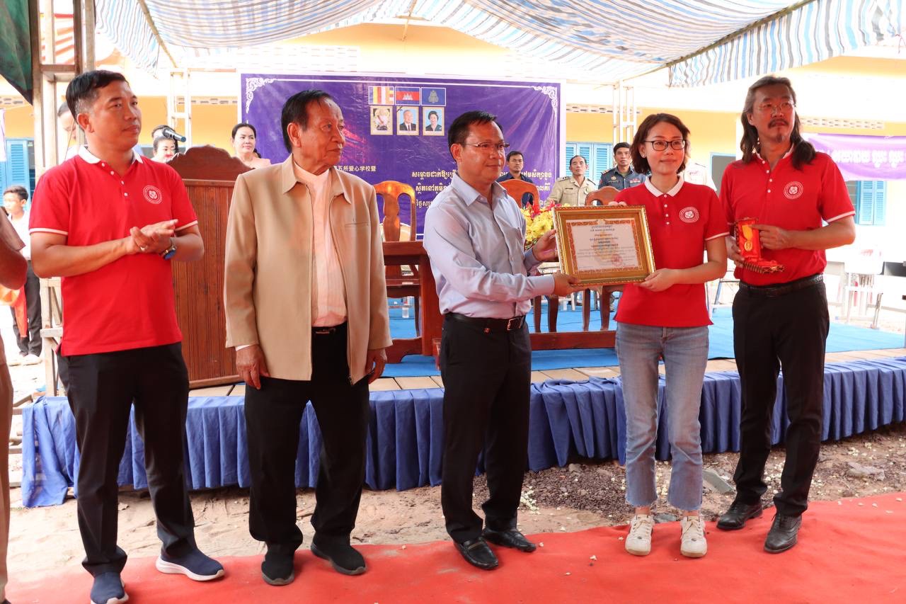 4e8d15bcdca9de4985c0162475780c30.jpg.JPG