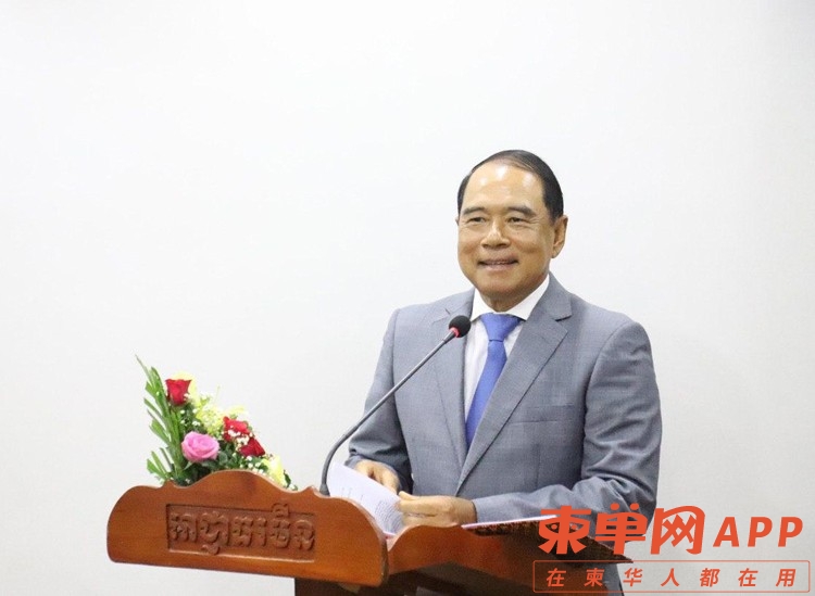李.jpg