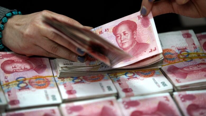 china-rising-yuan.jpg