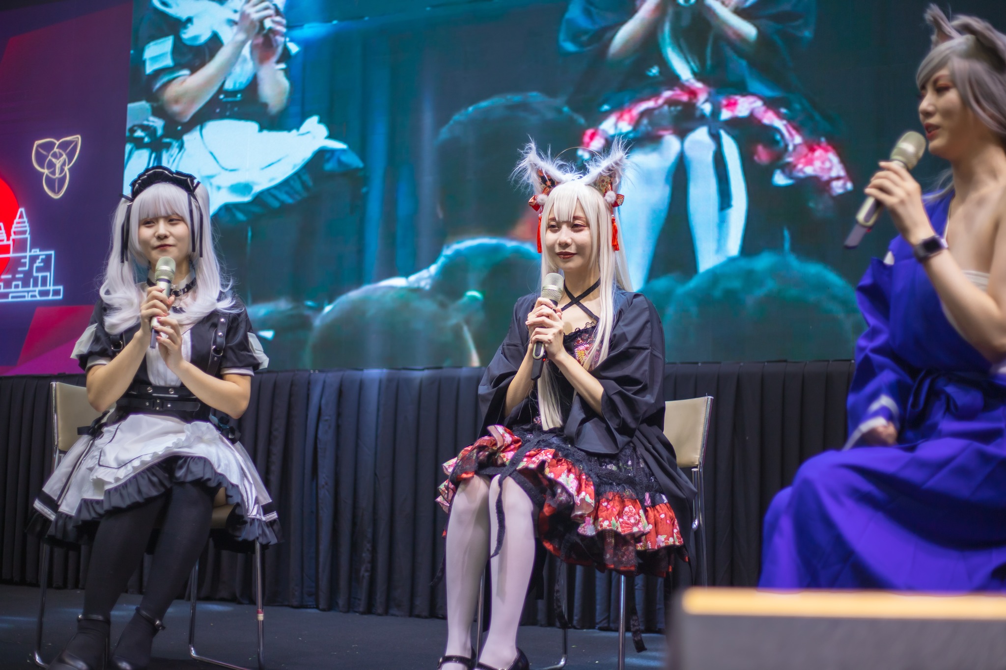 cosplayer2.jpg