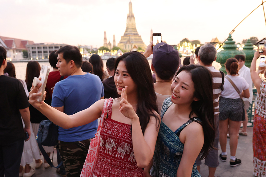 相互免签首日，“泰国来华旅游订单同比增长超3倍”