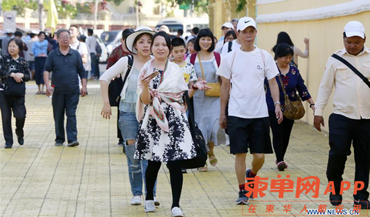 首季柬埔寨接待近19万中国游客