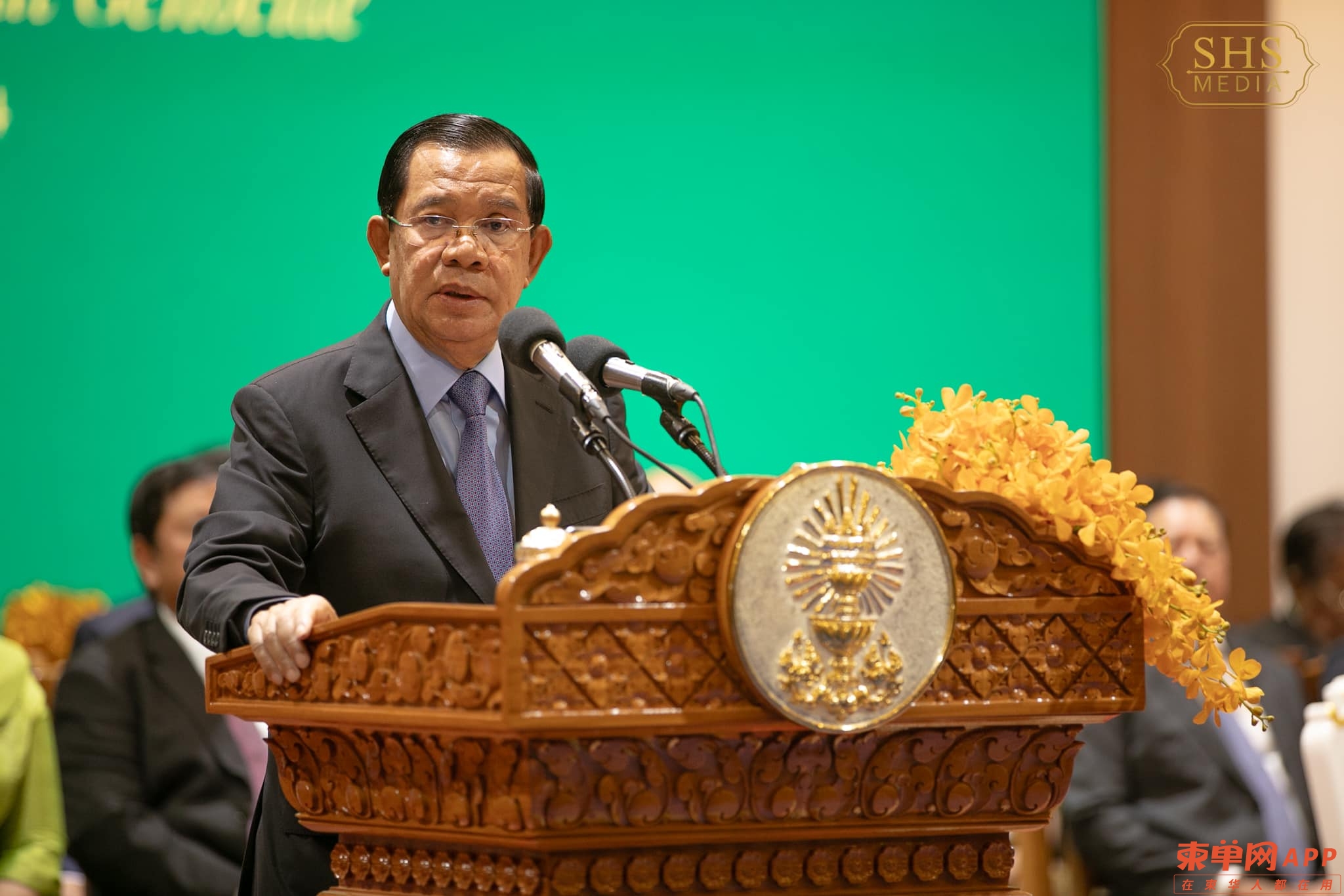 洪森：红高棉政权的烟消云散，促使我卸任首相职务