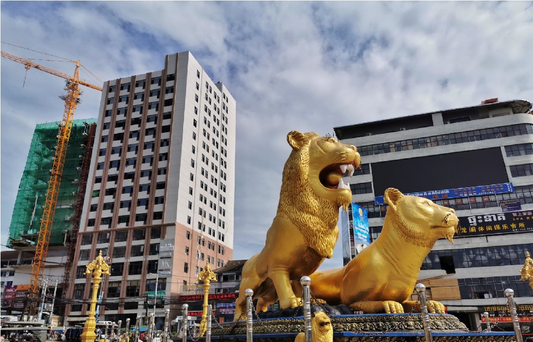 柬埔寨西港地标金狮纪念碑1.jpg