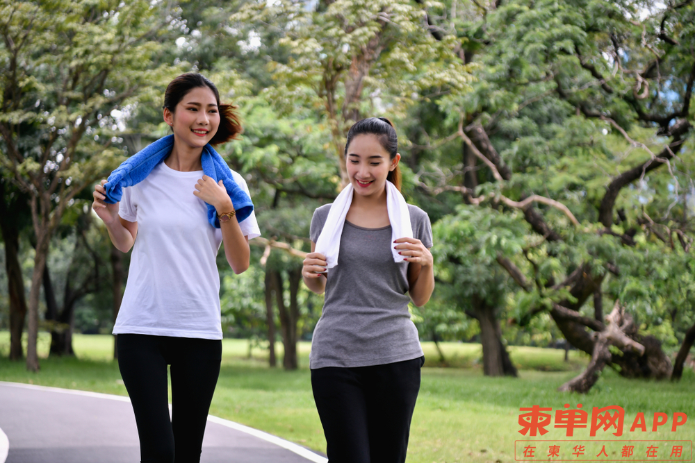 在柬生活，你还保持运动习惯吗？  每周运动几个小时？