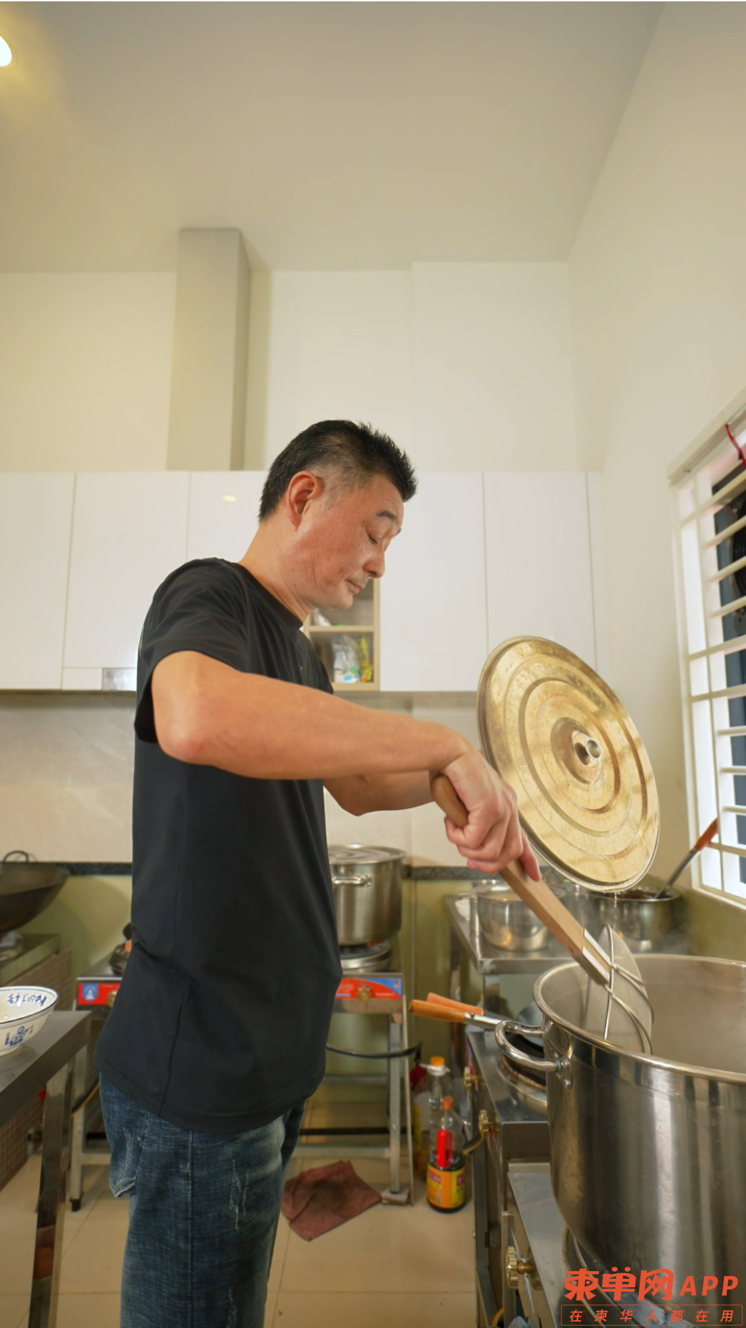 55岁独自出海：中国男子在柬埔寨“死磕”下半生
