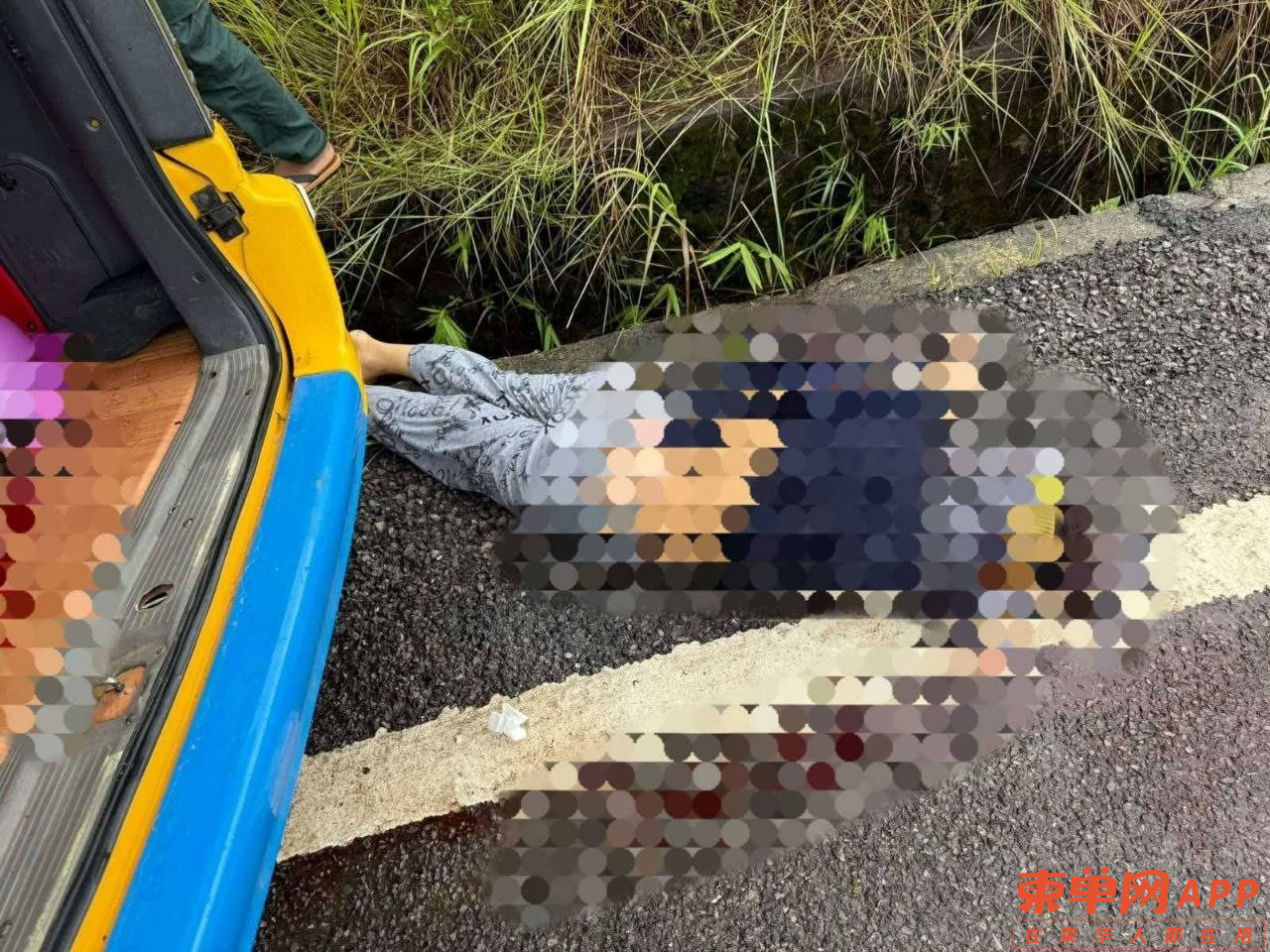 悲剧！男子街头扫射致一死四伤，包括1岁亲生儿子