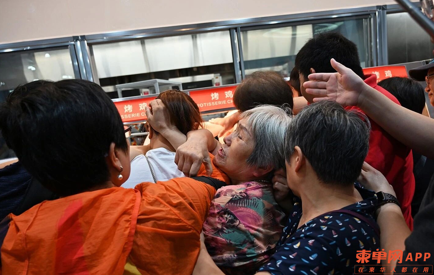 连大妈都在买黄金了，还能上车吗？