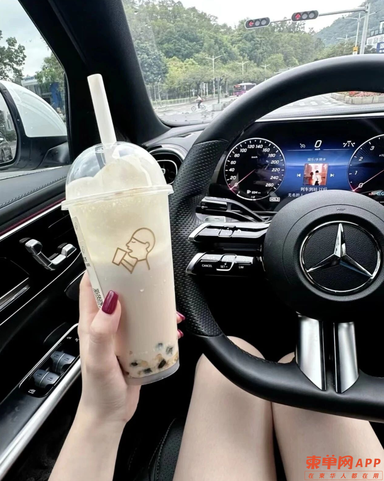 奶茶、冰咖啡、功能饮料....在柬的你最离不开哪杯？