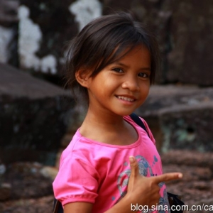 柬埔寨那些贫穷而又快乐的孩子们