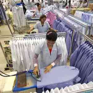 柬埔寨制衣厂还有前途吗？今年已有54家关门倒闭
