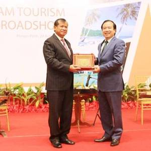 柬-越积极开展旅游推介会推动两国旅游业发展