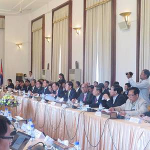 柬埔寨总商会与发展理事会开会