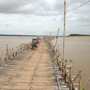 衔接磅针市与班岛‧跨湄公河大桥将启用