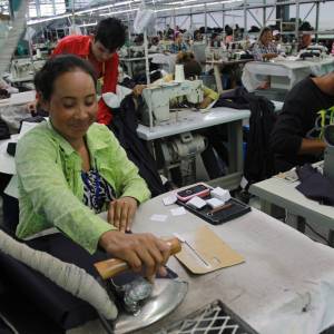 成衣厂商协会吁提高生产力 以抵消工资上涨带来的压力